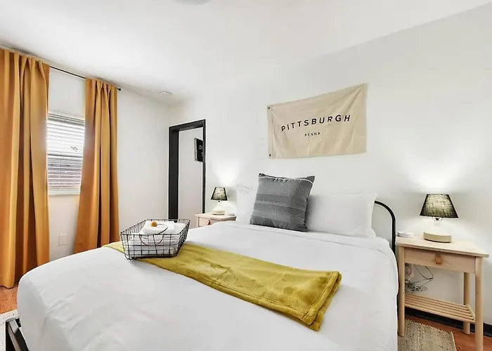 Apartment Hostwise - The Butler - Prime 1br Butler St Apt, Across From Umami Pittsburgh